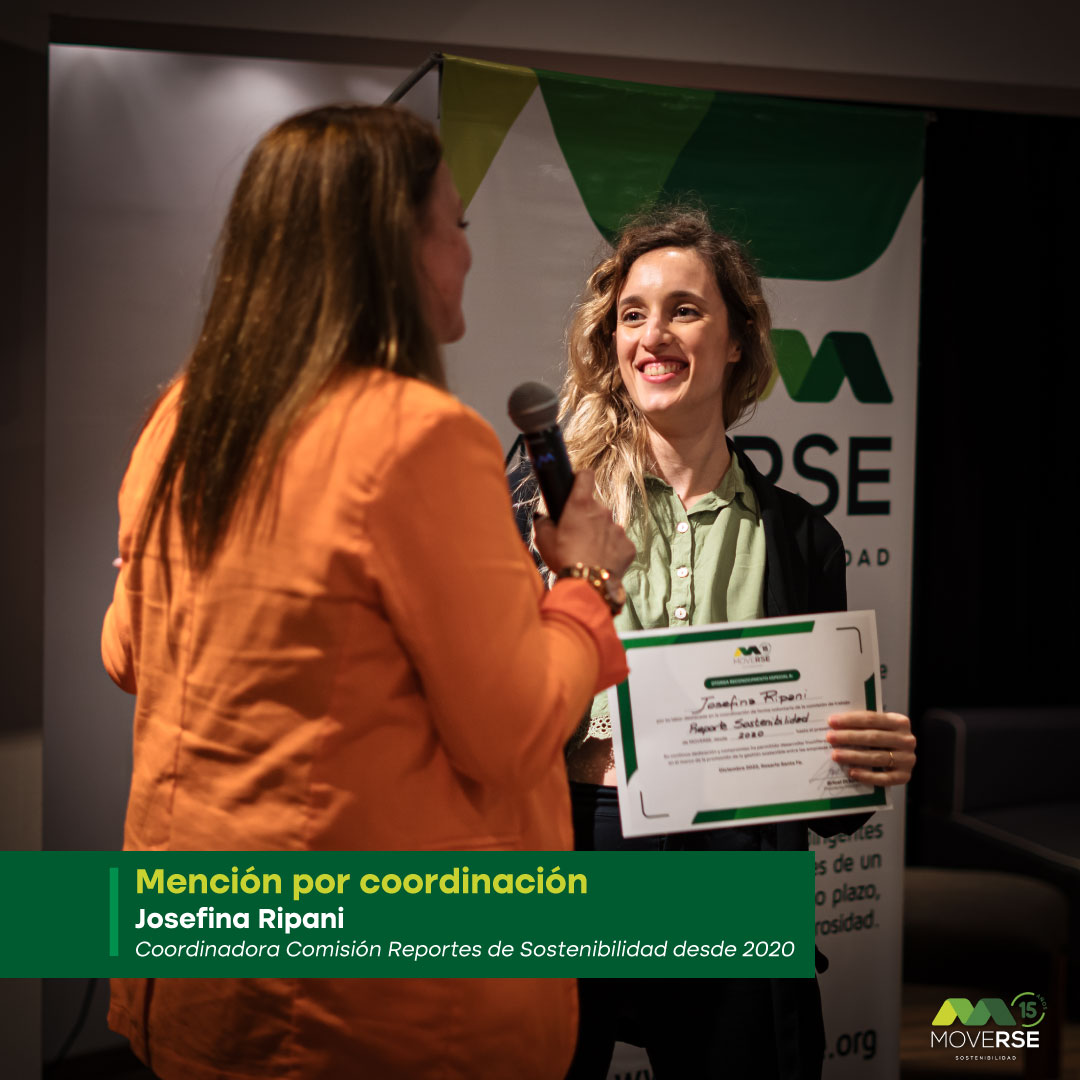 MoveRSEorg's tweet image. Reconocimos las coordinaciones de nuestro equipo a lo largo de nuestros años🤝
Estos reconocimientos, son mucho más que eso, son una historia, un propósito, el reconocimiento de Moverse 2022.
Gracias una vez más a Florencia, Romina y Josefina por su compromiso.

#moverse #rosario