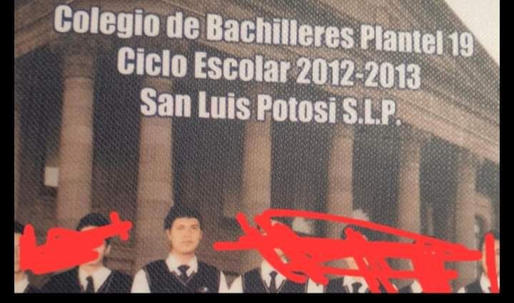 MarcoDecadente's tweet image. El @LawlerEV98 estaba conmigo en el COBACH y hasta hoy supe jajajaja La neta si es un asesino junto al wey que se cantaba el himno, el buen Miguelito #Lawler