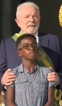 paulamil's tweet photo. @LulaOficial presidente do Brasil. #Lula2023 https://t.co/dcBmjh9L7k