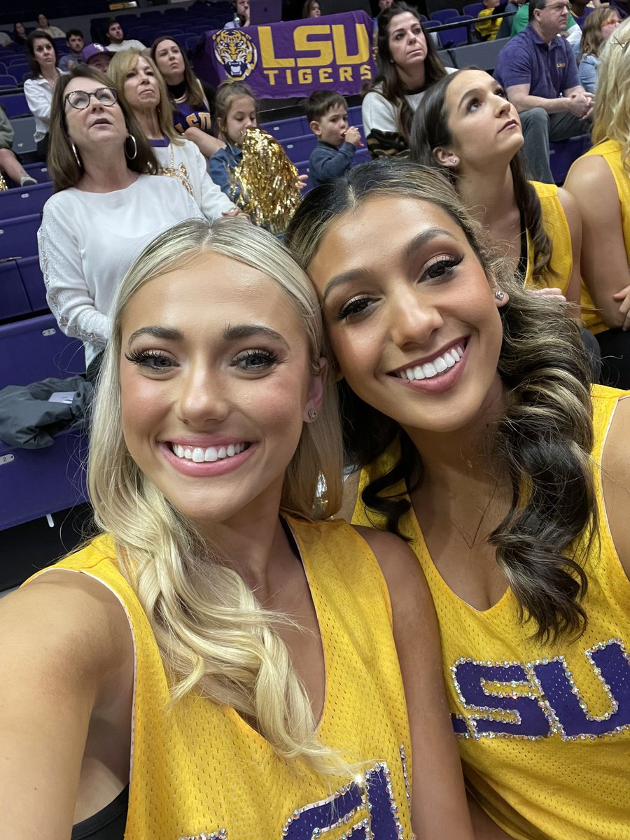 Favorite place to be to start the new year!!💜✨ #GeauxTigers #LSU <a href="/LSU/">LSU</a>
