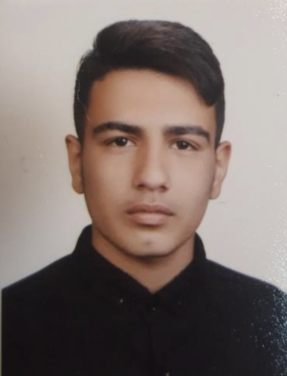 ShouraHashemi's tweet photo. #MehdiMohammadiFard, 18 Jahre alt, am 30. September in Nowshahr festgenommen worden. Wurde vom „Revolutionsgericht“ Sari sowohl wegen „Krieg gegen Gott“ als auch wegen „Korruption auf Erden“ zum Tode verurteilt. 1. Jänner. #IranRevolution #StopExecutionsInIran https://t.co/A0U08QSCey