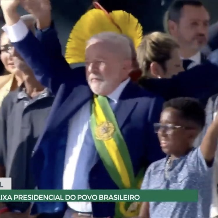 vaidesmaiar's tweet photo. Lula: 'Se me prenderem, eu viro herói. Se me matarem, viro mártir. Se me deixarem solto, viro presidente de novo'. https://t.co/mPgAz87h8a