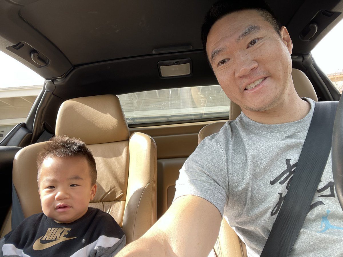 RikDaddy's tweet photo. Skyler wanted to go for a ride in the NSX today so we took a spin around the block. @Acura #NSXLife https://t.co/AFxdgvf2KL