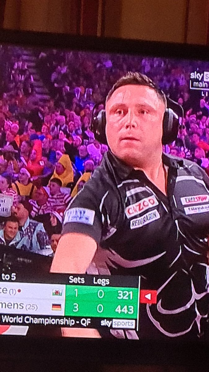 georgearmstron_'s tweet image. 