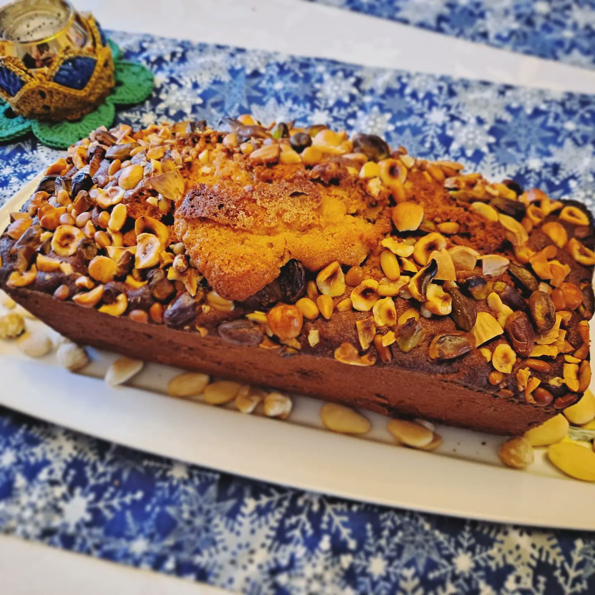 BeaHappyDrummer's tweet image. Ma frangine @PtitOcelot a fait ce magnifique Gâteau aux Graines du Village, du livre La Cuisine Dans Zelda de @Gastronogeek. C&apos;est une dinguerie !!! D&apos;ailleurs tout le livre est superbe !!! 😍😋
#Gastronogeek #patisserie #gateau #Zelda