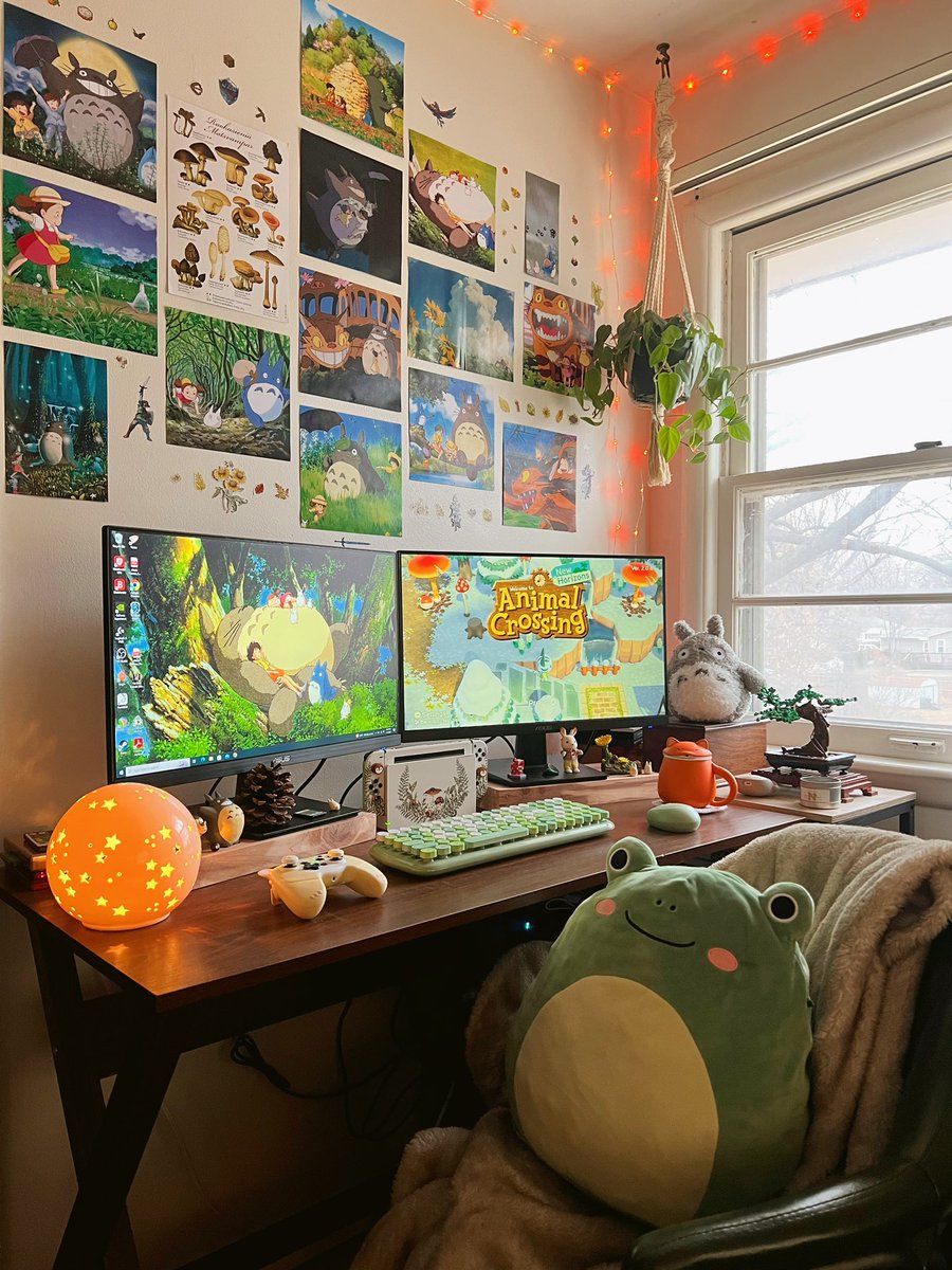 theworld_pixie's tweet photo. new year, new setup 💚 https://t.co/Cqg1FVbr4H