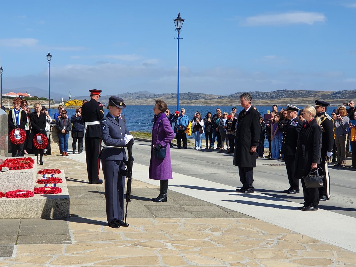 FalklandsRepUK's tweet photo. In November, HRH The Princess Royal and Vice Admiral Sir Tim Laurence visited the Falkland Islands to mark the 40th anniversary of the liberation of the Islands. #2022Review 

@RoyalFamily https://t.co/9GWdekx14L