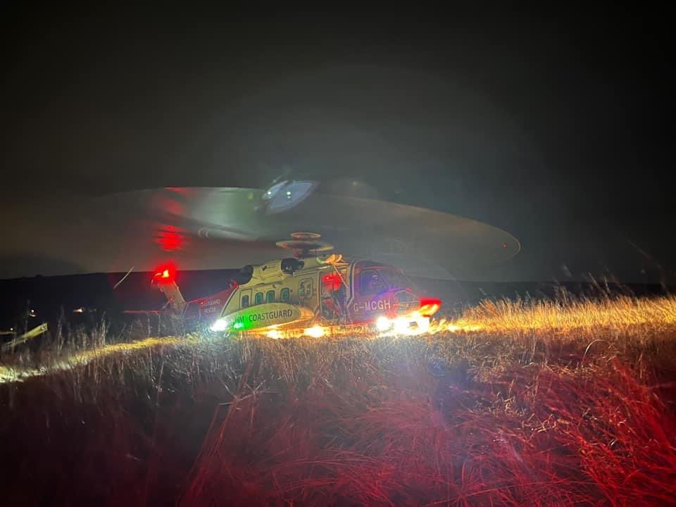HVMRT's tweet photo. Late this afternoon @HVMRT were called out by @WestYorksPolice to assist @YorksAmbulance with a 35yo female who had fallen on the moors causing a lower leg injury. Due to the location, and water levels too high to safely pass we asked @YorkshireAirAmb to assist 1/3 https://t.co/novjHyLfmm
