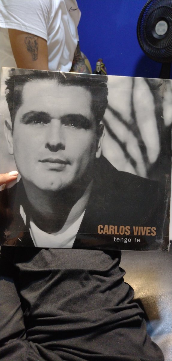 silvana06's tweet photo. @carlosvives  mira lo que encontré ❤️ #Vivesporsiempre https://t.co/sQl0LZtEIP