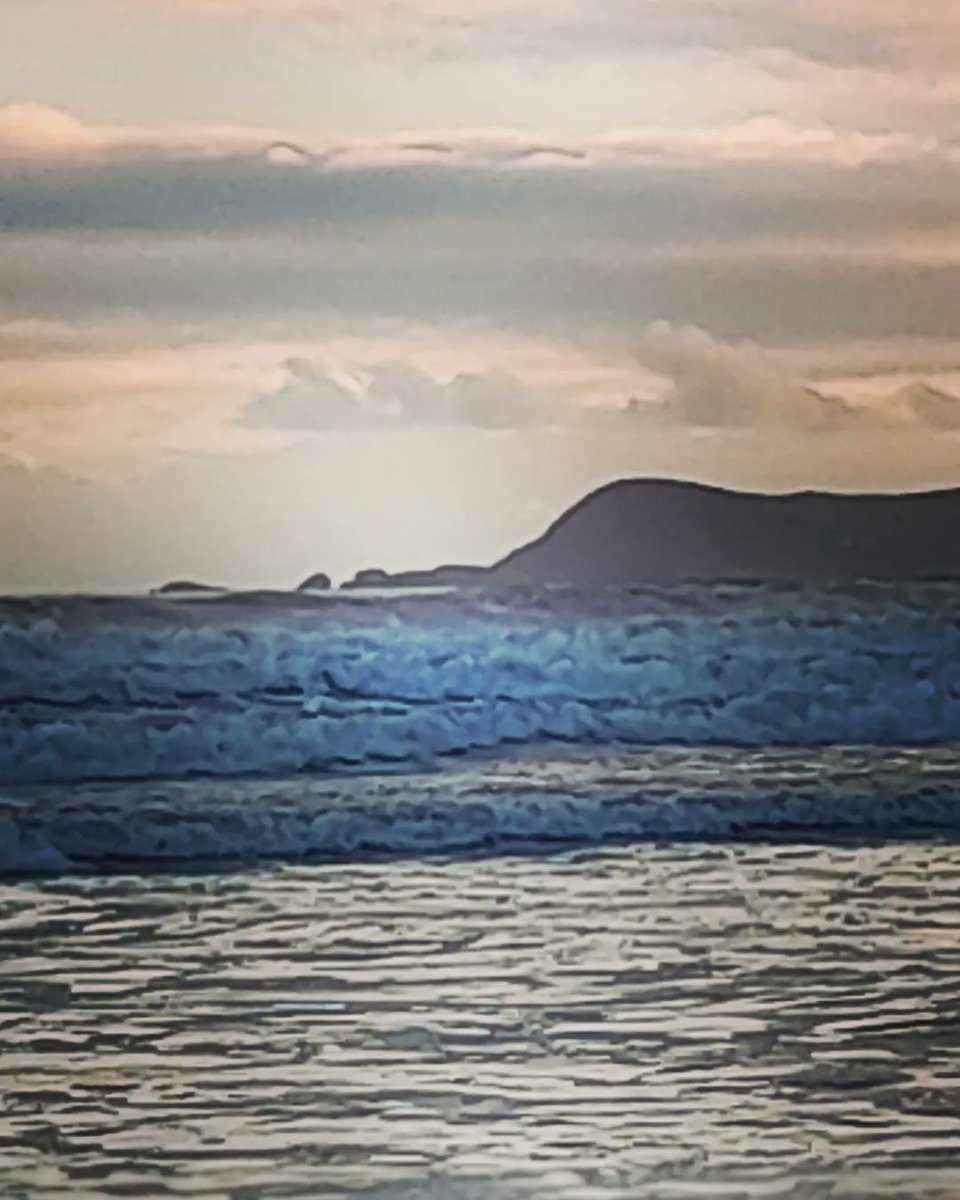PaulOBrienKil's tweet photo. Happy New Year 2023.

#CloneaStrand 
#Waterford https://t.co/zSilAjX21G