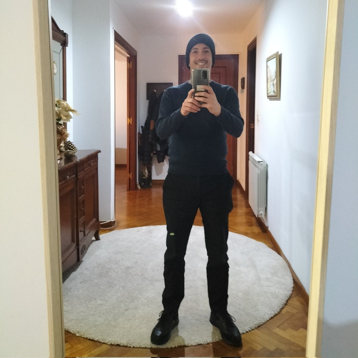 JorgeRa94069738's tweet photo. #NuevaFotoDePerfil https://t.co/k4f5eOOHfP