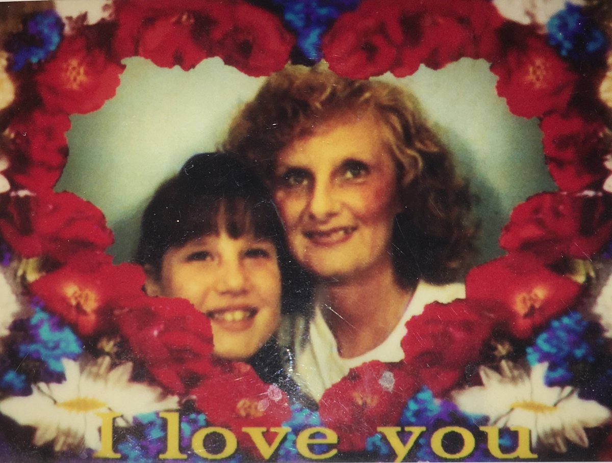 SimplyRSW's tweet photo. One of my greatest fears was losing a parent and on 12/27 that fear came to fruition when my mom &amp; best friend passed away. She is someone who loved her family and friends fiercely. I can’t begin to put into words how much I’ll miss her💔 https://t.co/XQNe5nvlO0