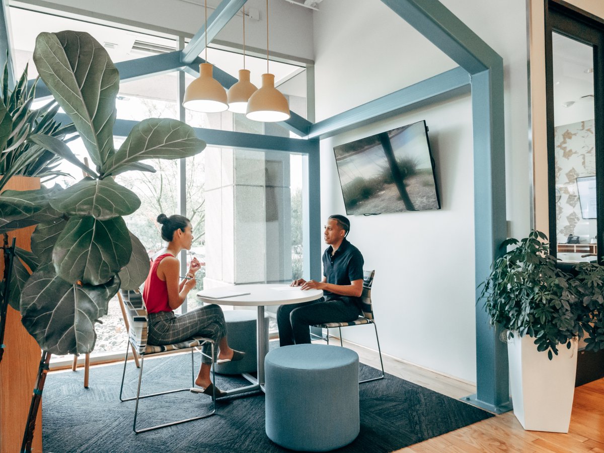 RemoteTribeLife's tweet photo. Coworking is blossoming β but you already know this!
We donβt expect 2023 to be any different. Here are some of the #coworkingtrends weβre betting on (some of which, youβll agree, have been taking shape for the last few years). https://t.co/bedY1sk4Zj https://t.co/m31V1PG2Ze