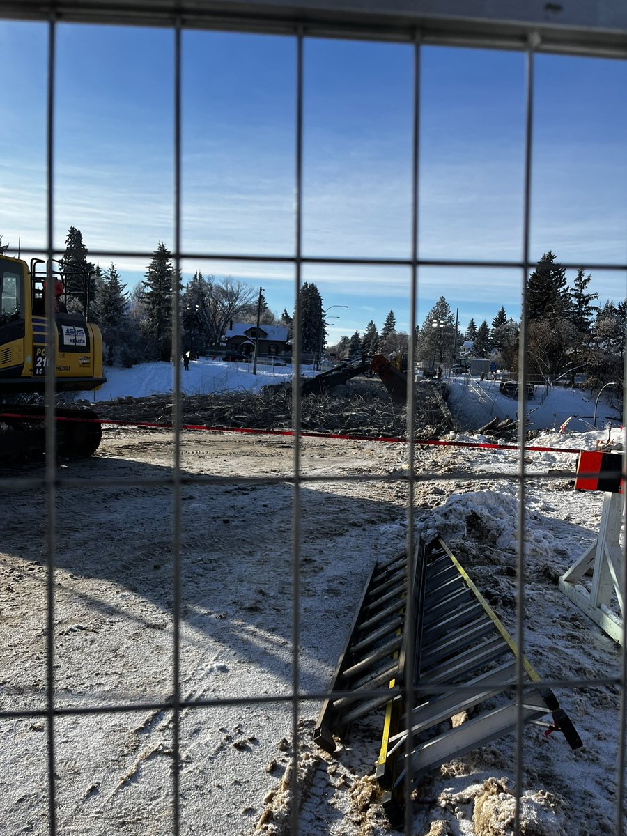 Paula Simons tweet media