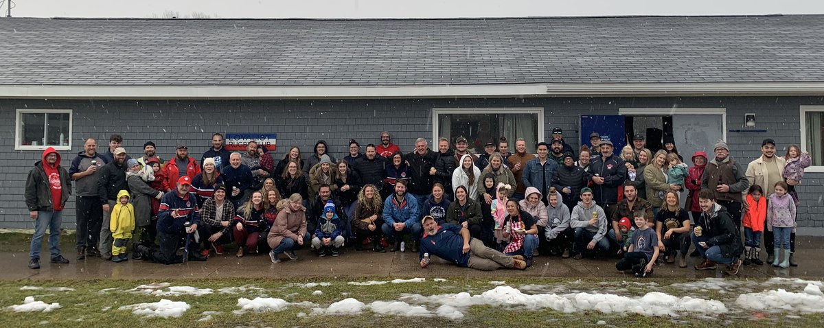 Happy New Year from all of us at Loyalists RFC. Wishing you Peace, Love and Rugby✌️❤️🏉 #loyal