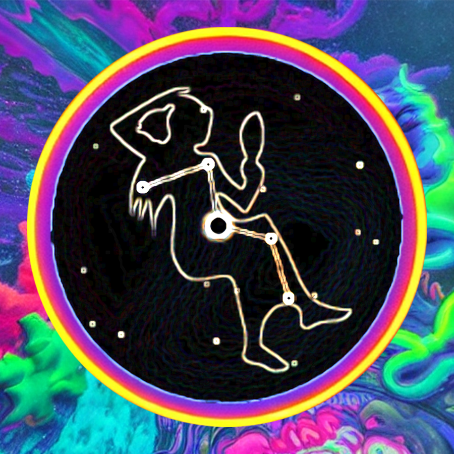 kingsven_poly's tweet image. Here's my V1 on the left and my freshly airdropped V2 on the right Queen!!! "Funky" couldn't be a better word for these amazing pieces of ART!! Thank you @Cosmolation and @ZiggyCryptothese new V2's are awesome!❤️👑