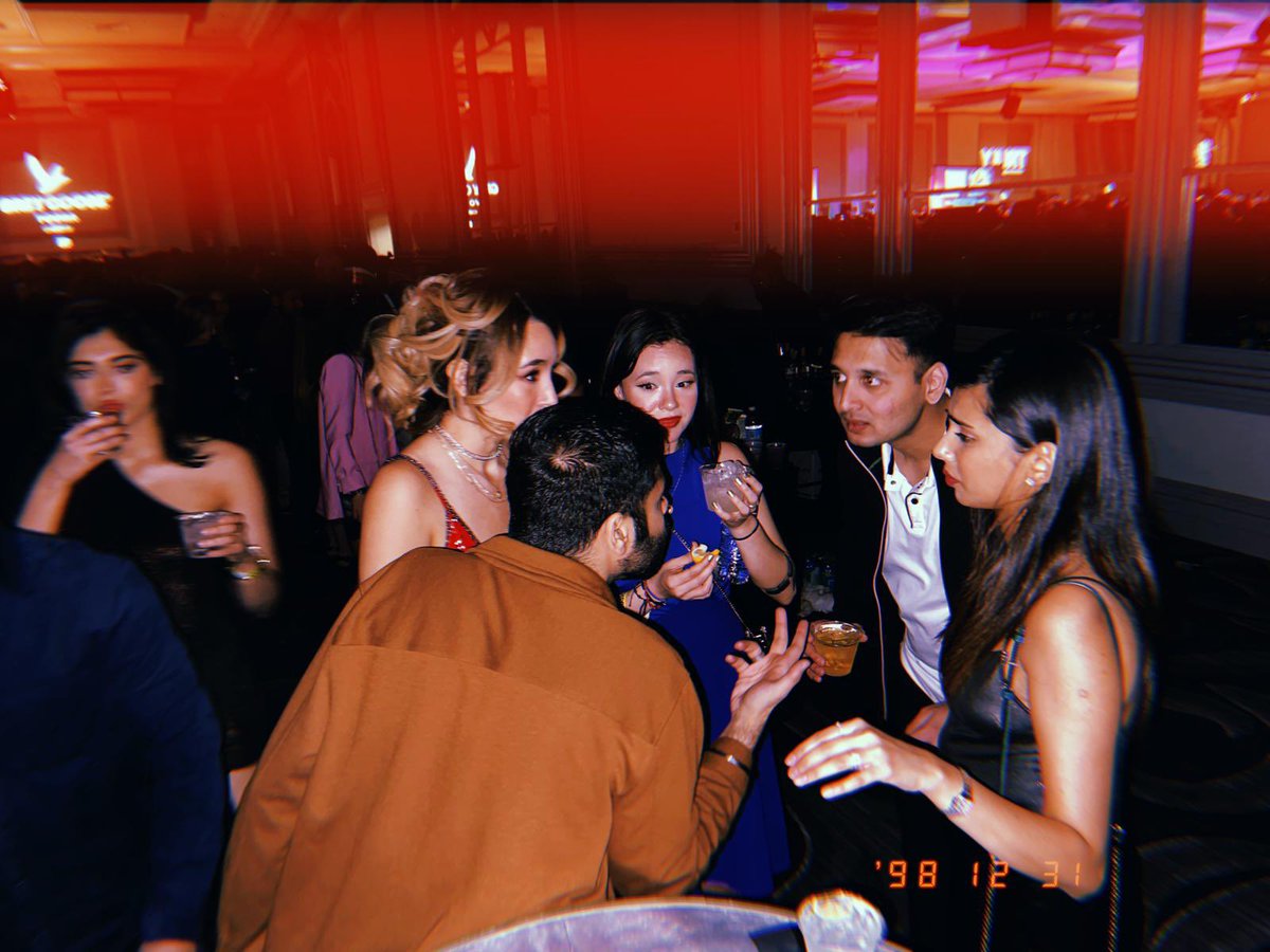 hownattobe's tweet photo. happi new years ❤️‍🔥 https://t.co/36G9sFkgwO