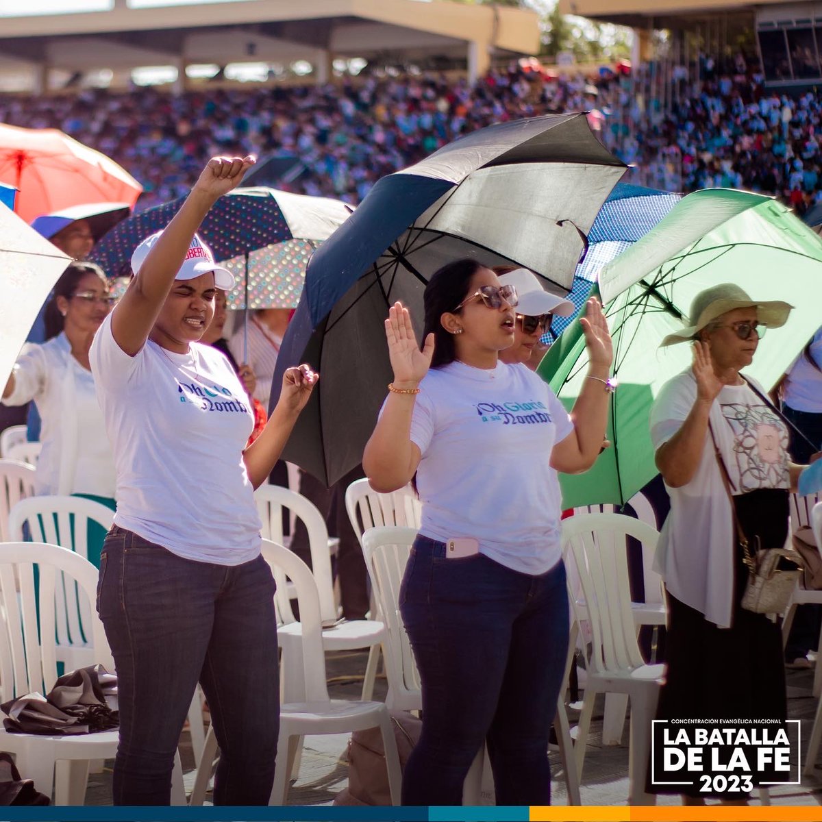LaBatalladeFe's tweet photo. ¡Yo no temeré, la promesa de Dios es fiel!
#LaBatallaDeLaFe #CEN2023 #EstadioOlimpico #Avivanos https://t.co/tUndZJ09do