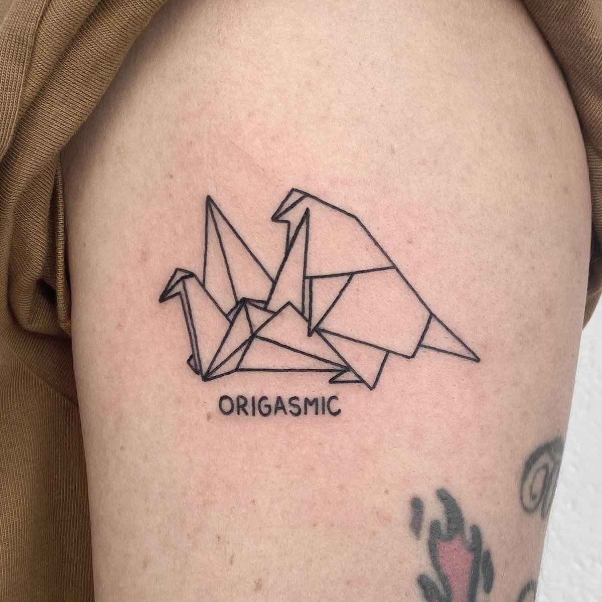 Inkedmag's tweet photo. Origasmic 😉 tat by @kibas_barcelona on IG https://t.co/tkZbGHOweO