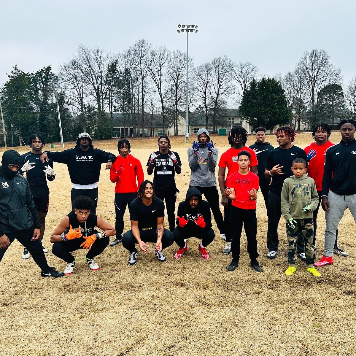 YoureNextTrain1's tweet photo. 1st day of 2023‼️1on1 with my guy @just_cinco1k and then back in the lab w/ my dawg @B_eazyxx00 back and always great seeing the OG @Zionkelz34 North Carolina pulled up LOVE @TorrianArringt2 @TylerArringto10 @MccallWebber y’all already know about the rest of the gang😤😤 RESULTS https://t.co/0a4paFINFy