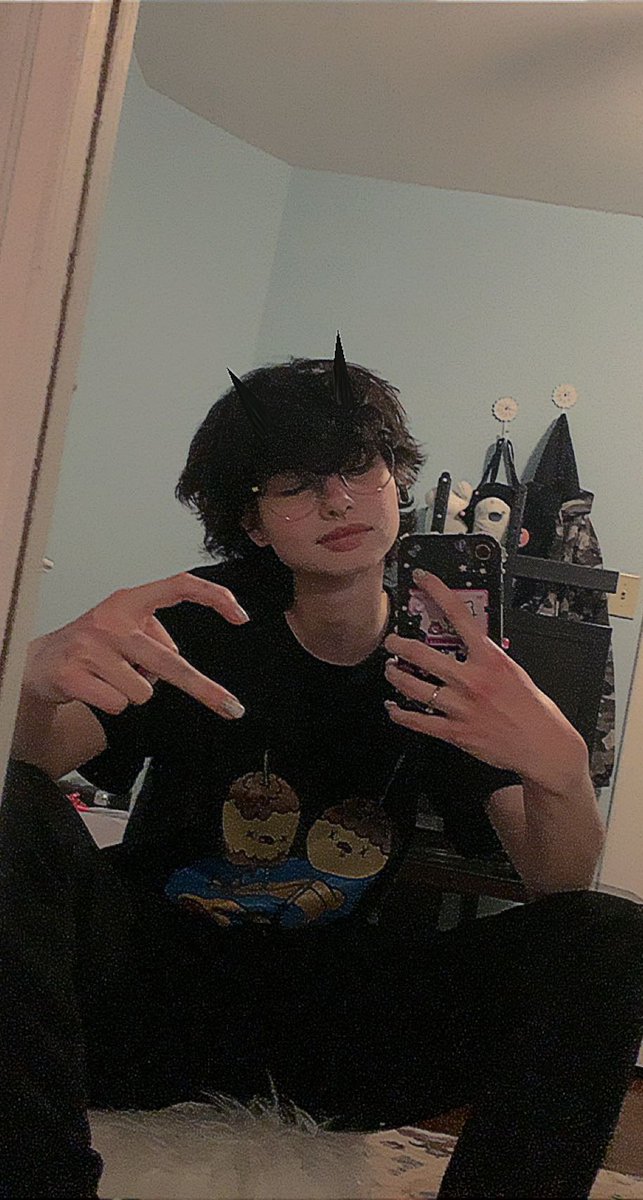 B4bydel's tweet photo. me fr https://t.co/KuHJBbdIPk