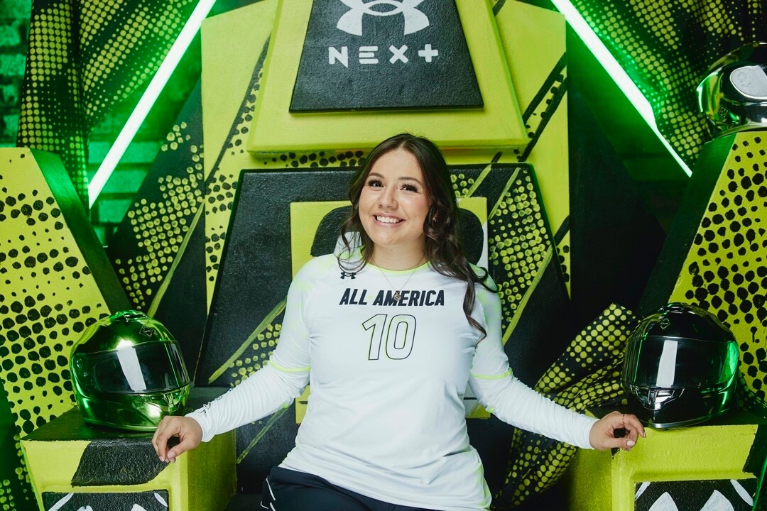 RuhsVb's tweet photo. Good luck tomorrow Mele at the the All American game!  We can all watch Monday 1:00 pacific standard time on ESPNU.  We are proud of you 😎🏐🤙👏👏 https://t.co/d1AWfoFKLn
