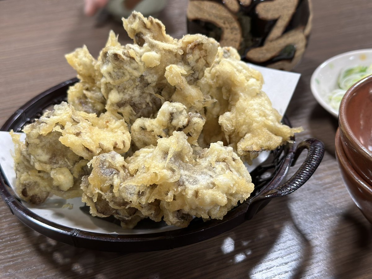 kaoish's tweet photo. 何故か毎年、年明けにお蕎麦を食べにきています☺️ https://t.co/AHNAynj6sH