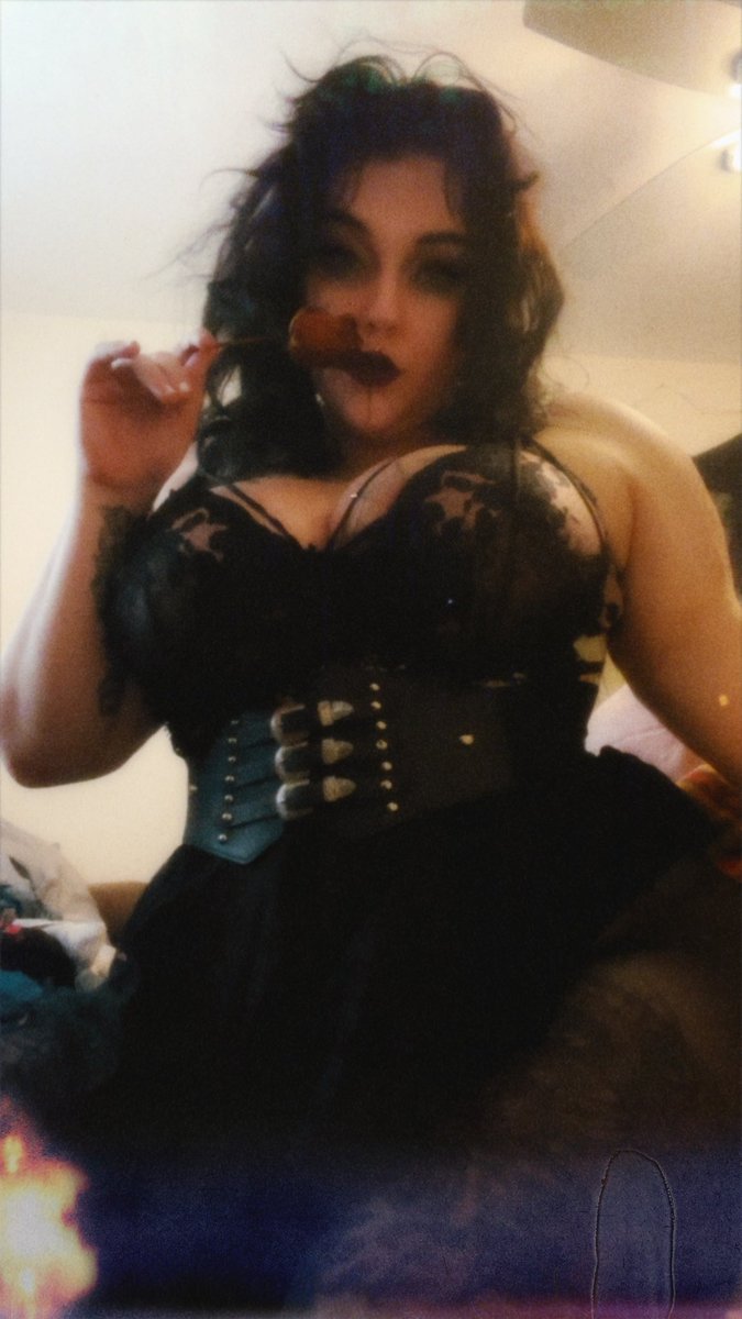 LaMiseria666's tweet photo. I am The Misery.
Bow down before this ever greatness
Work breaking to bone just to provide me treasury. Goddess LaMiseria
#findom #gothgoddess #vampireheart #satan #theisticsatanist #gothtwitter #findomm #paypig #cashcow #paypiggies #findomme #lamiseria https://t.co/Wjd3WfkZOL