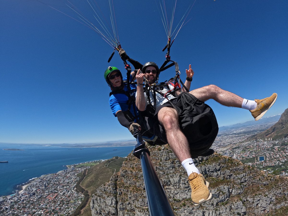Come Tandem Paragliding with us in Cape Town. To book a flight WhatsApp or call us on: +27 625017847 #southafrica #capetown #tablemountain #signalhill #lionshead  #capetownadventures #capetownguide #capetownlife #wonderlustcapetown #capetownmag #capetowninfo #instagramcapetown