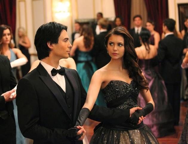 lnfosSeriesFR's tweet photo. #INFO 2023 est la première année sans épisode de l’univers de #VampireDiaries depuis le début de la série originelle https://t.co/W4F9c8OFr7