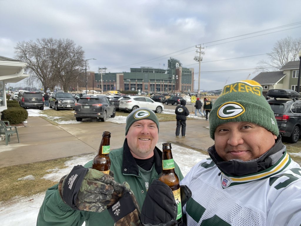 #getloudlambeau
