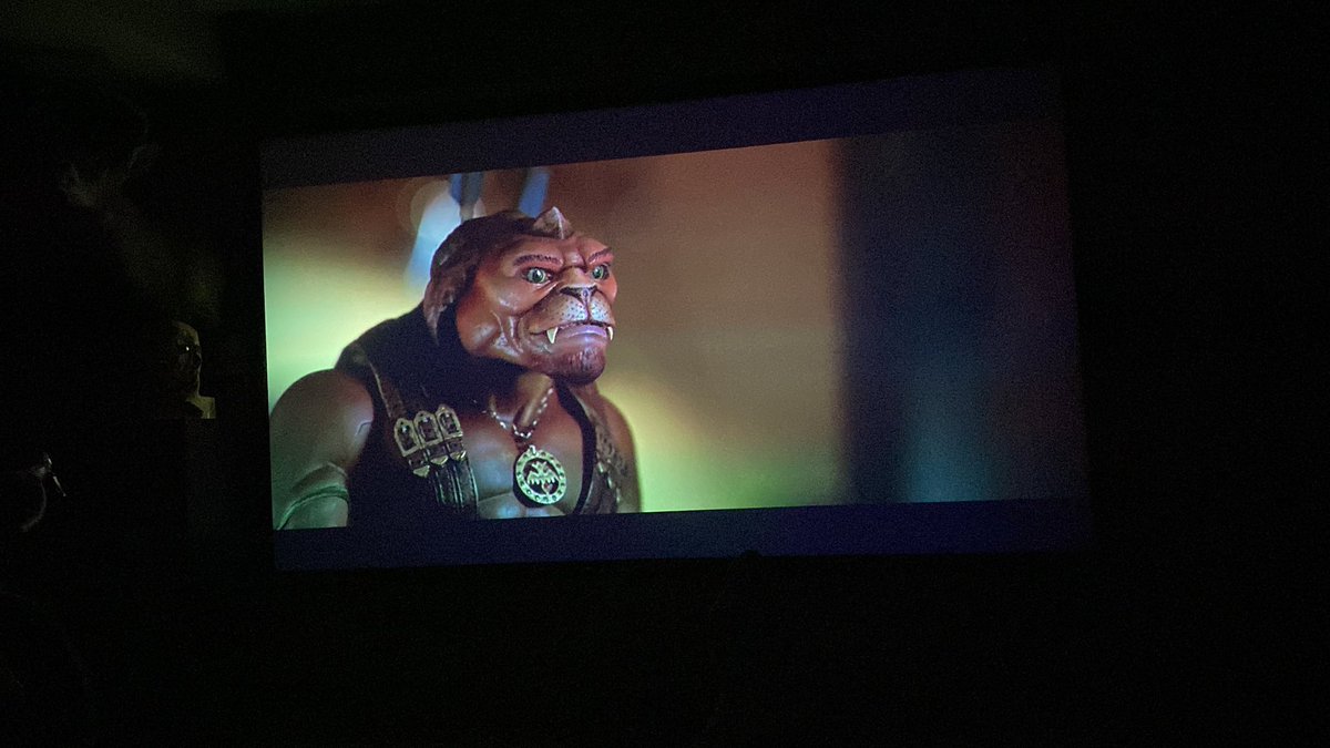 KeithisaJerk's tweet photo. If you can name this movie, then we can be friends. https://t.co/O7RyC1Xu3v