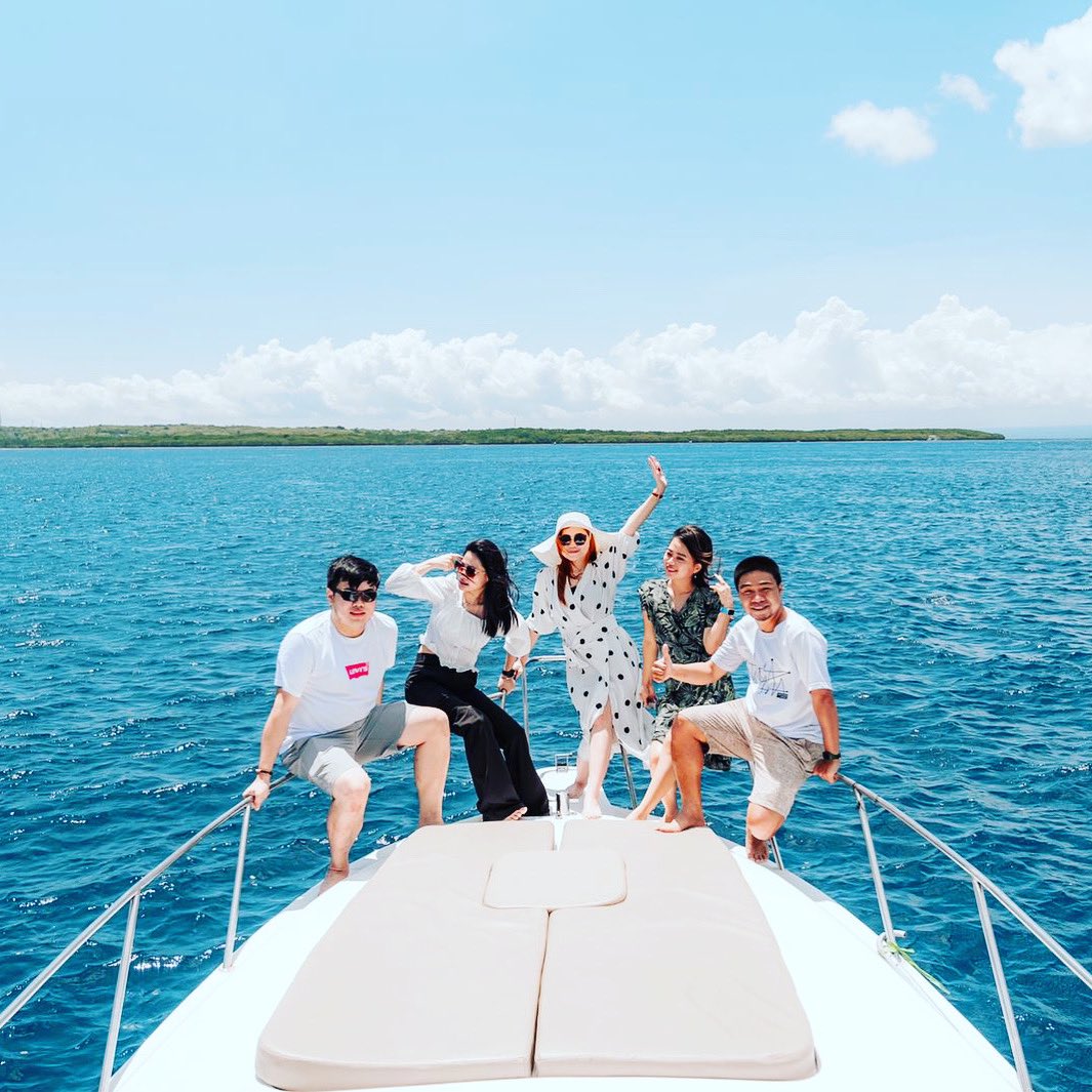 One day trip Sailing to Nusa Penida and Lembongan Island , Visit the best beach in Bali with our yacht 🚤🛥️l❤️

#bali #sayapbali #yacht #baliyacht #baliboat #baliprivateboat #baliprivateyacht #yachtbali #yachtlife #baliboattrip #nusapenidayacht #baliadventure #balitourtravel