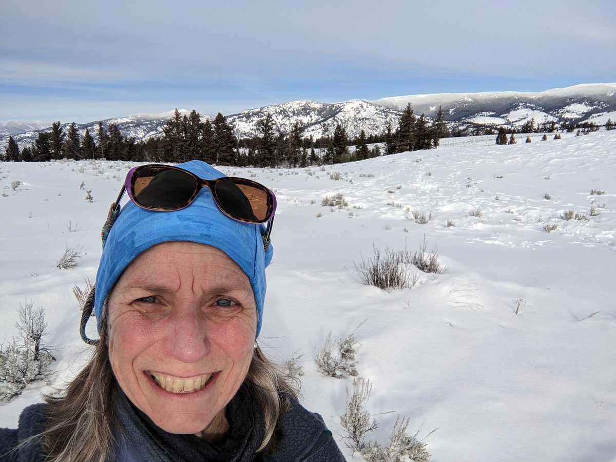 heatherthomasm's tweet photo. A glorious New Year's Day in @YellowstoneNPS @ynpforever with my favorite peeps. Happy 2023! #firstski https://t.co/Kz3mFk5QGy