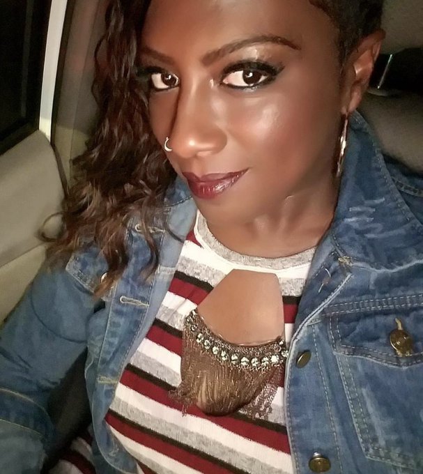 FlbHOjmWAAIiDan?format=jpg&name=small