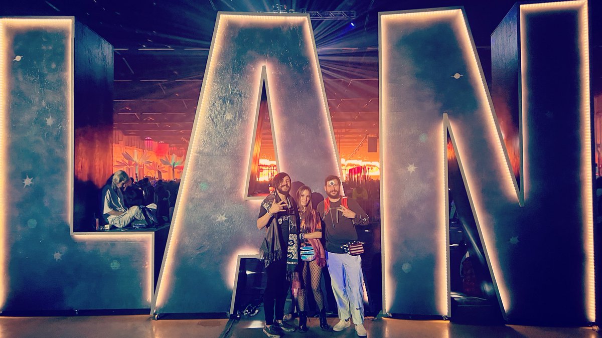gabshreveport's tweet photo. • #LAN22 • #ATLiens • https://t.co/VZfILgIdCO
