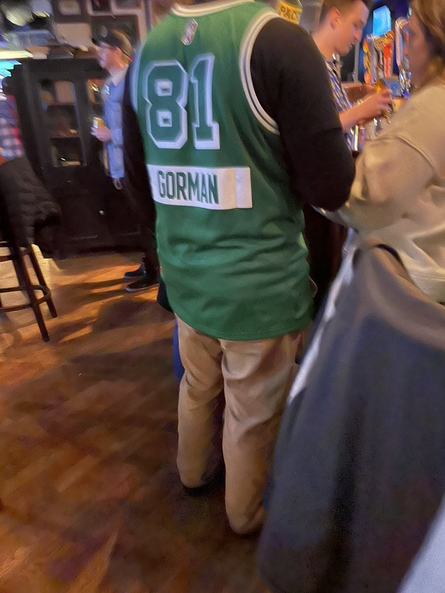 guy at this bar in a mike gorman jersey. celtics by a million