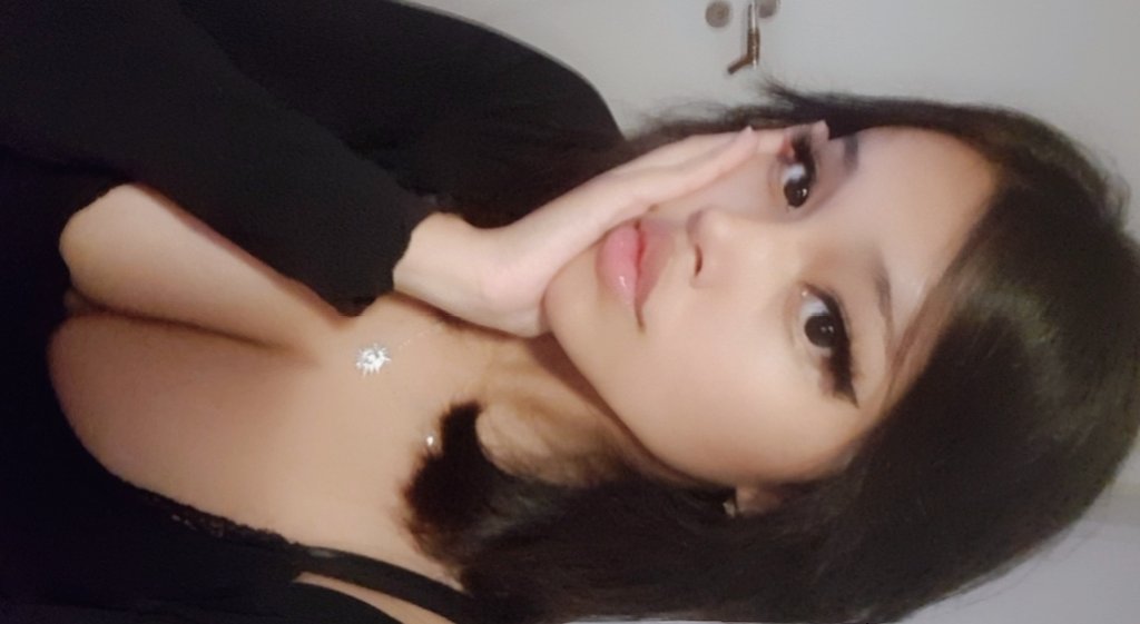 sweetlikehanix's tweet photo. Facereveal😳 https://t.co/BGuavcHTdp