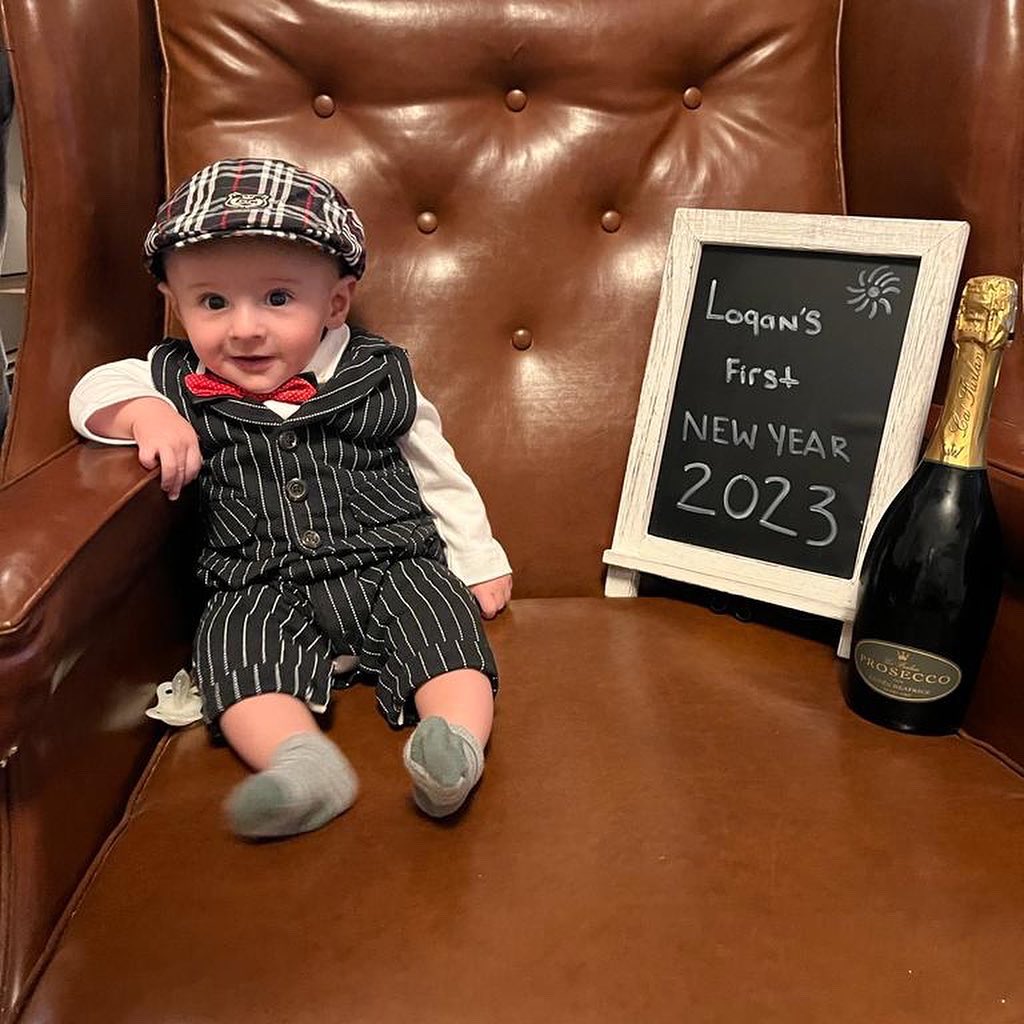 AgriPV10's tweet photo. Le hicimos un photo shoot a #BabyLogan https://t.co/WJJGfbEXCx