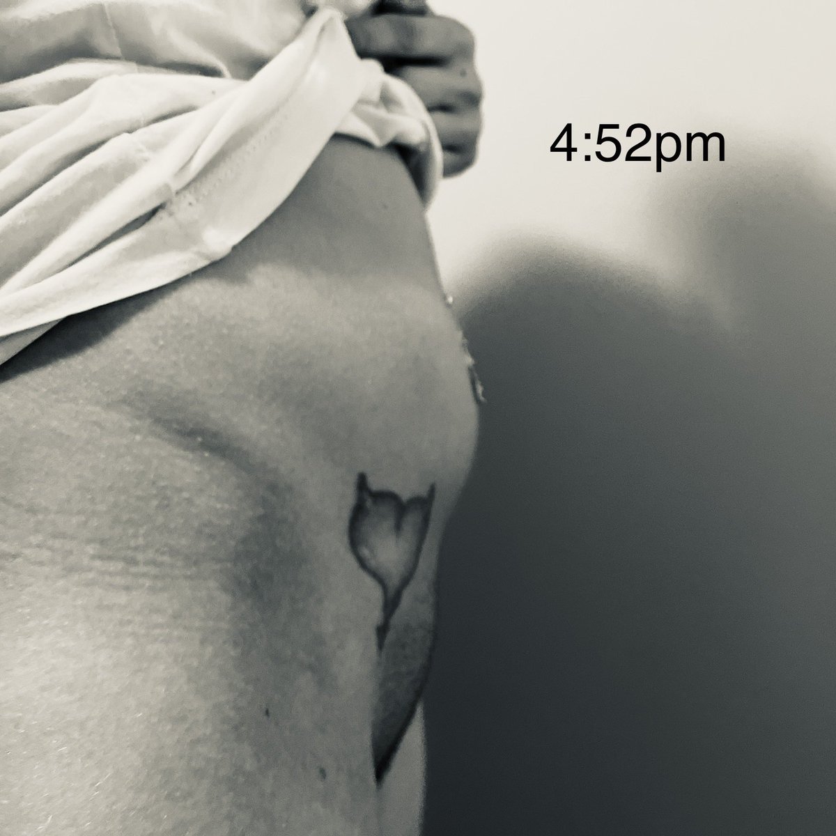 sgrbella's tweet photo. Amazing what a couple hours can do. I’m not yet at the point of uncomfortable though. Any ideas on where I should go? Comment plz! #pee #gottapee #holding #holdingpee #nopants #nsfwtwt #peedesperation #peeholding #peeingkink #peepervert #peequeen https://t.co/g9mUW4Ea9H