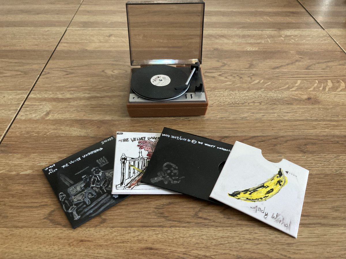 While I quarantined for covid round #2, I made miniature versions of all four VU records. Cigarette for size. If this tweet gets 500 retweets I'll make Squeeze. Happy new year.