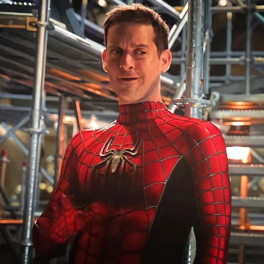 AuthenticTFNews's tweet photo. [BREAKING] Tobey Maguire will reprise his role as Spider-Man in "Transformers: Rise Of The Beasts" https://t.co/EjVSOpRoMQ