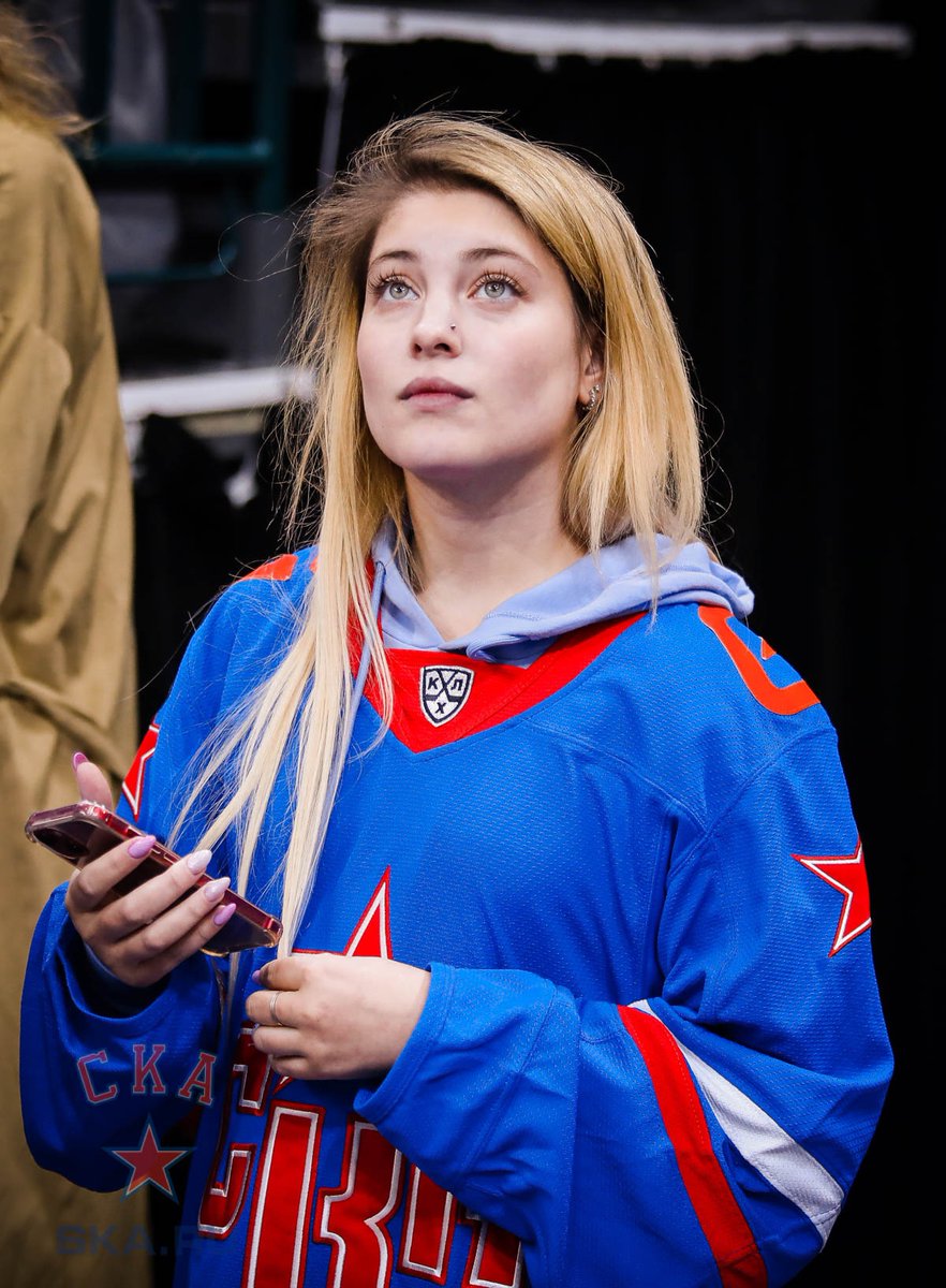 Aliona_Gallery's tweet photo. Aliona Kostornaia at Хоккейный клуб СКА 2022

© https://t.co/GrfNWTTmV0 https://t.co/d6lLbSri7s