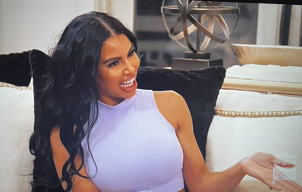 If “Doing TOO Much” were a person….💯🌸 #RHOP <a href="/BravoTV/">Bravo</a> <a href="/BravoWWHL/">Watch What Happens Live!</a> <a href="/BravoSuperFan/">Bravo-a-holic</a> <a href="/BRAVOpinions_/">Charlotte Jefferson</a> <a href="/BravoTVRHOP/">Real Housewives Of Potomac</a>