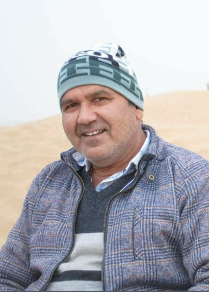 VinoBhojak's tweet photo. आज जन्मदिन #HappyBirthday पर आप सभी अपना स्नेह व आशीर्वाद बनाए रखे ...!! 

@VinoBhojak 🙏🙏 #थार_रेगिस्तान 
#Bikaner #Rajasthan #Desert https://t.co/RtmDbVhsgR