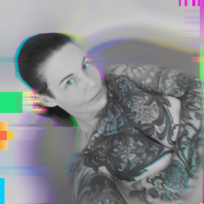 🫧 risqu&eacute; https://t.co/KmVhJovIc5<a href="/tag/ginger"class="tags"><span>#ginger</span></a><a href="/tag/milfmonday"class="tags"><span>#milfmonday</span></a><a href="/tag/inkedfemales"class="tags"><span>#inkedfemales</span></a><a href="/tag/redheadoft"class="tags"><span>#redheadoft</span></a>