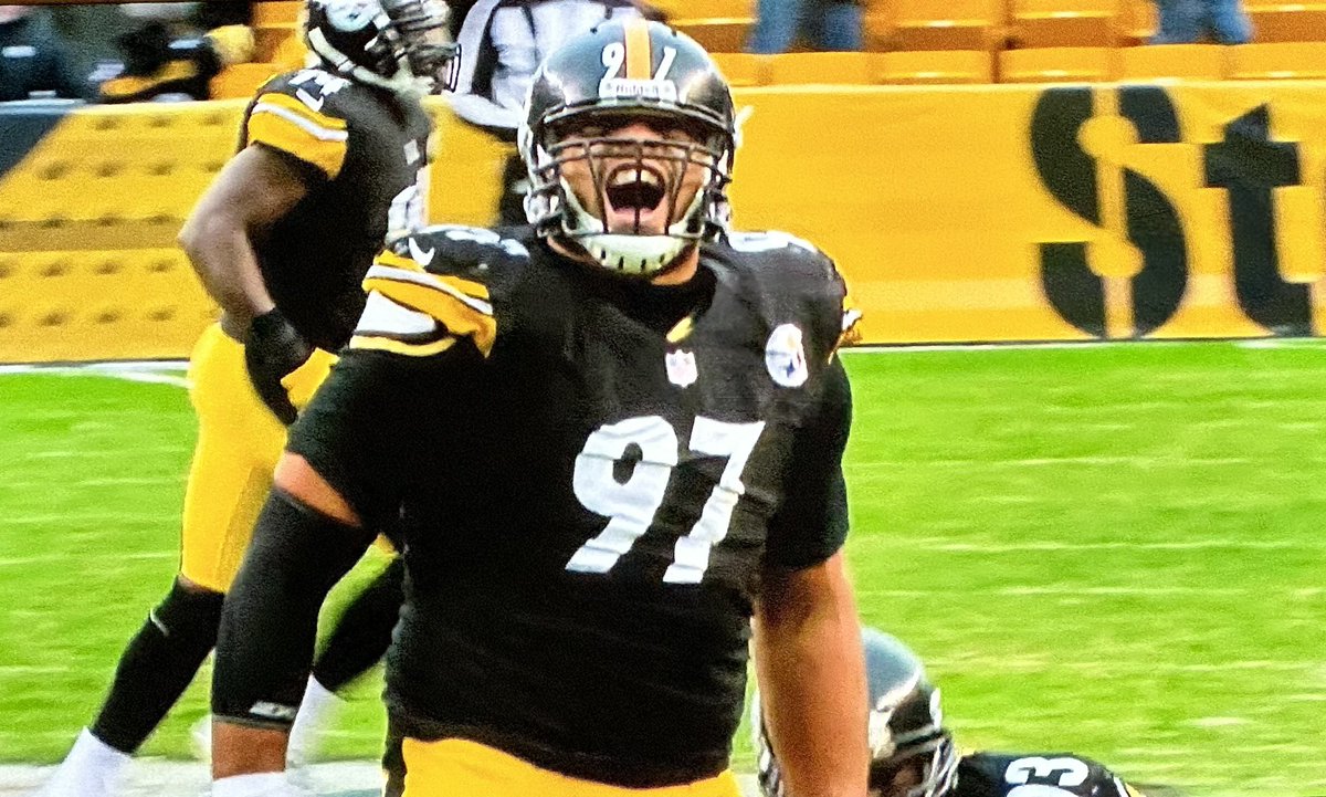 Nickalpher's tweet photo. Steeler go time... https://t.co/fOPHCn5Hv9