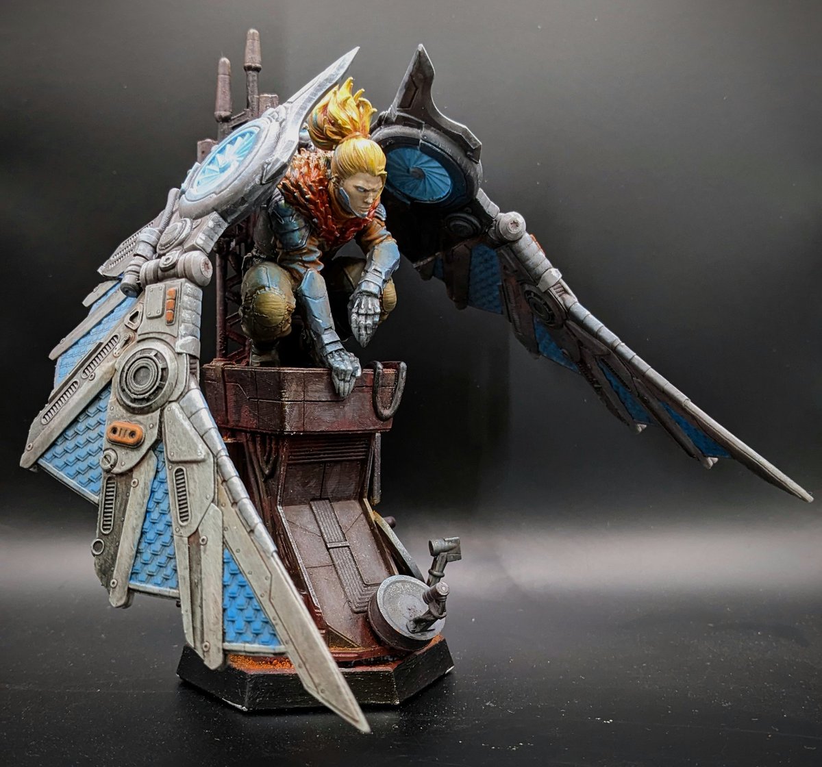 LeeJSinclair's tweet photo. I've been struggling with colour schemes when painting models. But I think this one is coming together #3dprint https://t.co/4y36dbyUSs