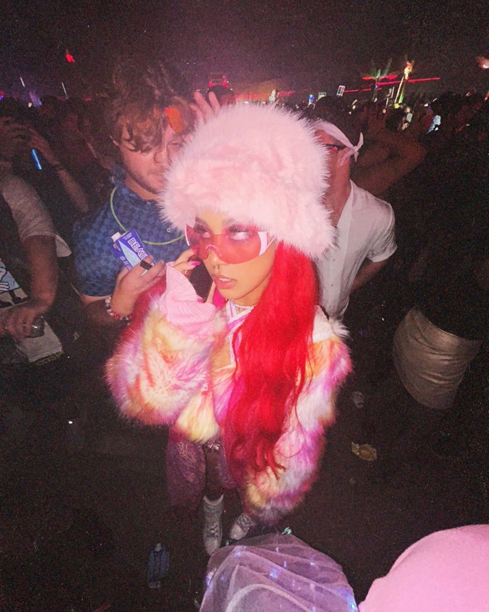 jayJNB's tweet image. Hot girl 💗