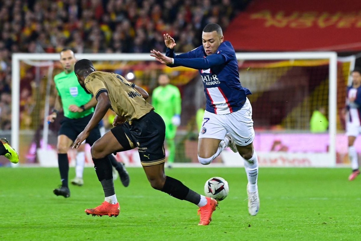 Kevin Danso tweet media